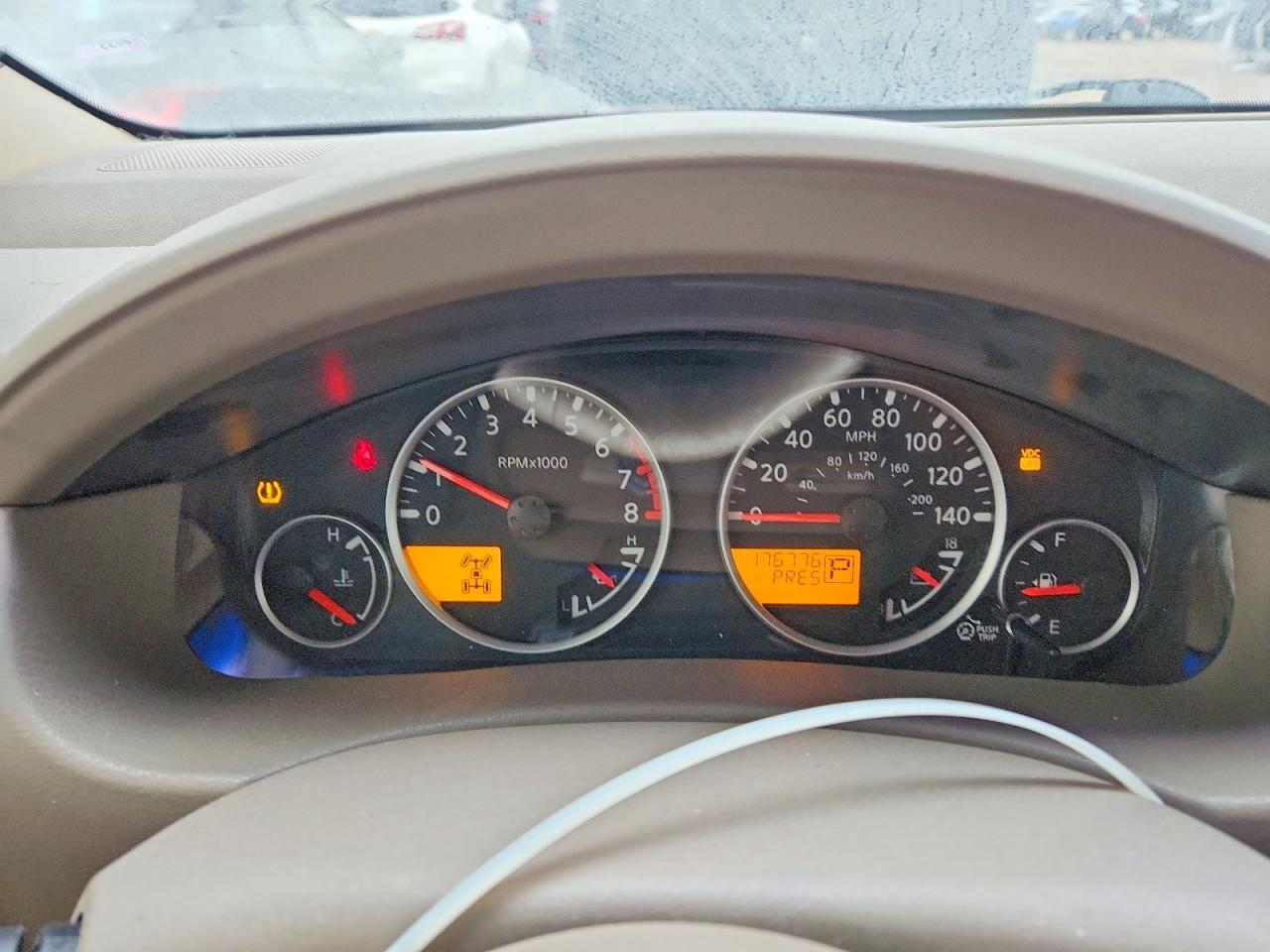 2011 NISSAN PATHFINDER