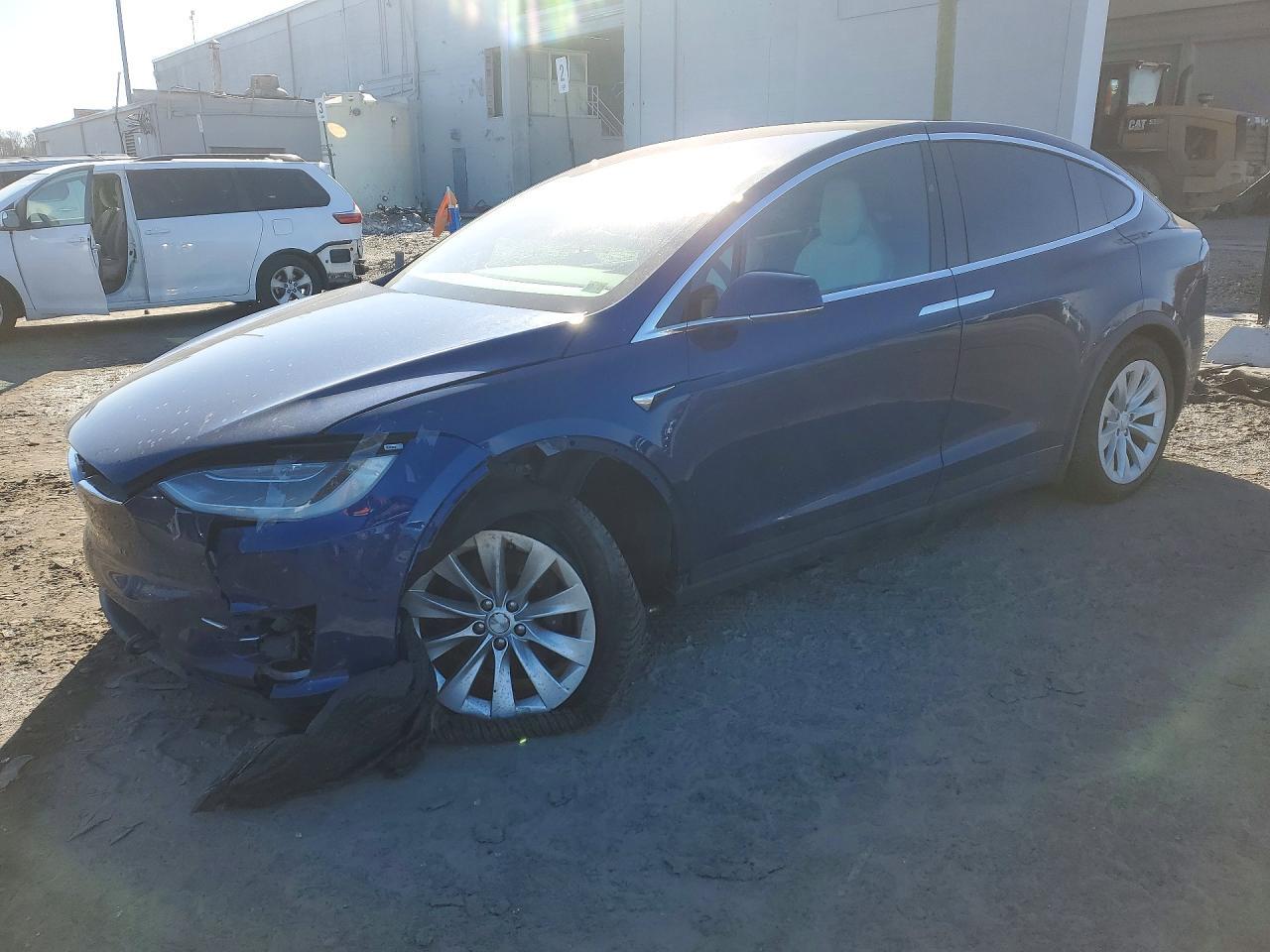 2017 TESLA MODEL X