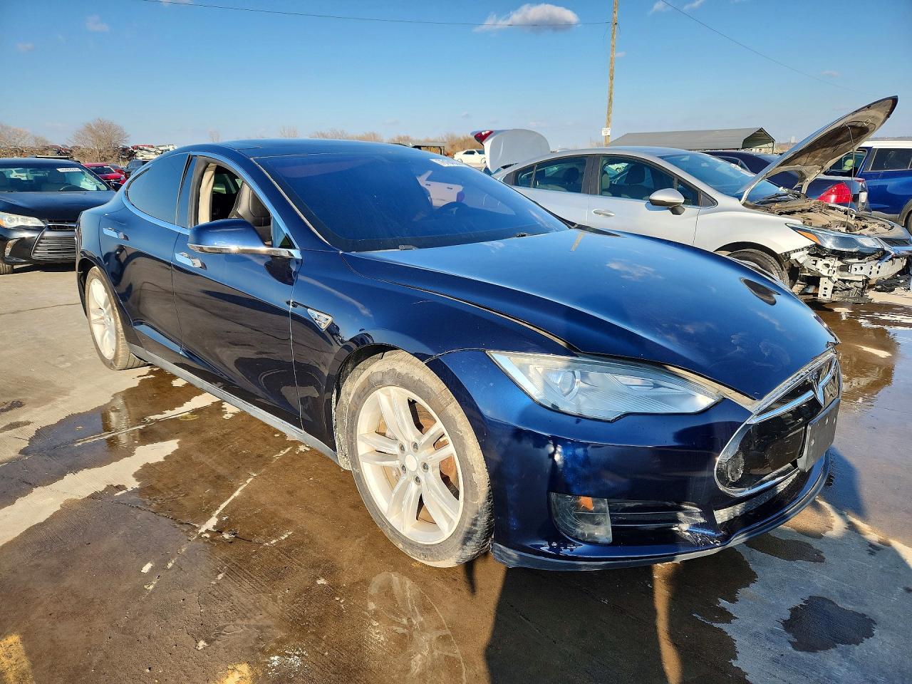 2013 TESLA MODEL S