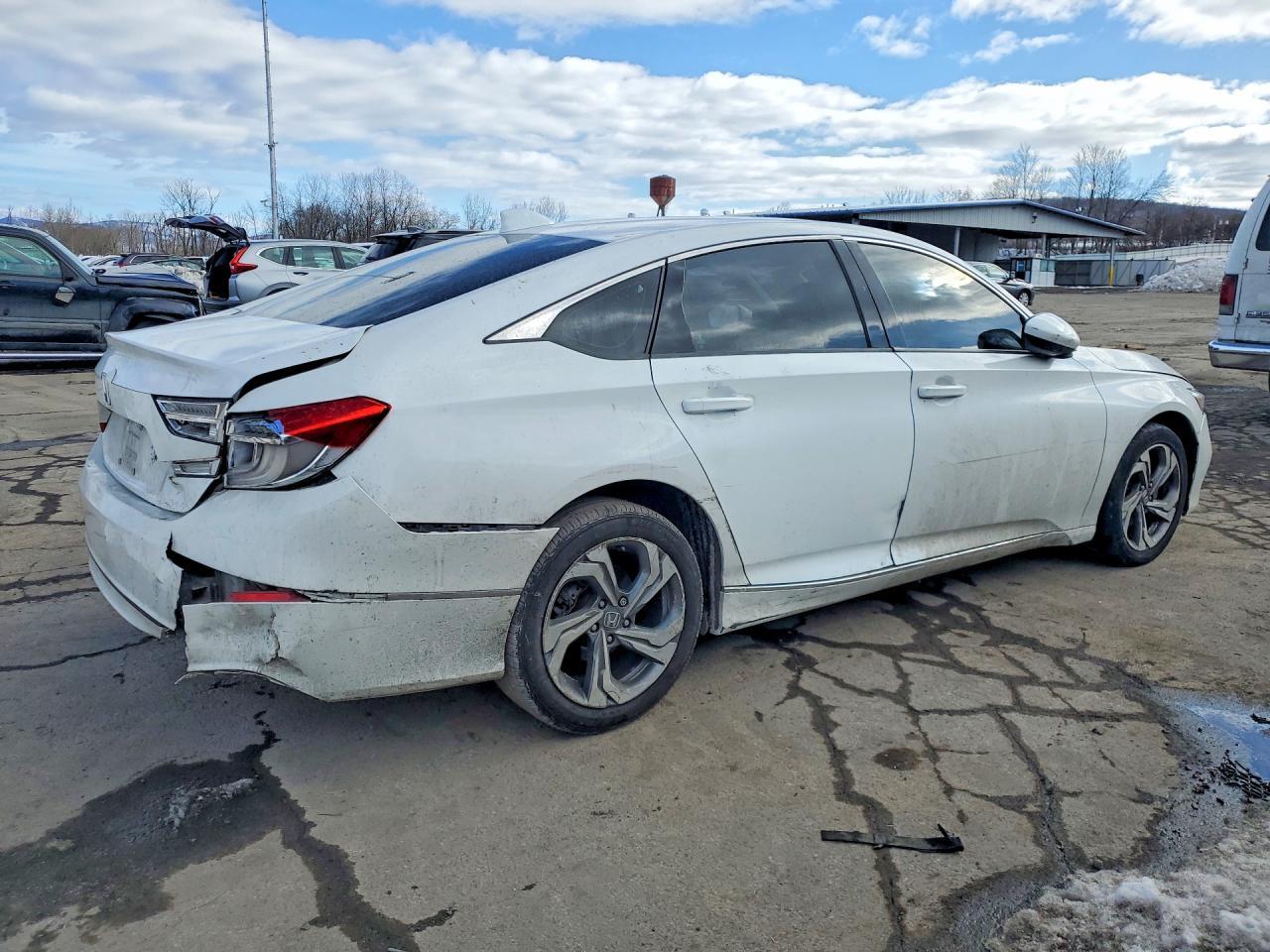 2019 HONDA ACCORD