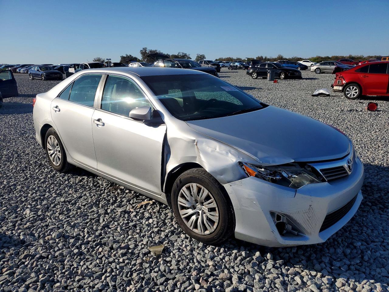 2012 TOYOTA CAMRY