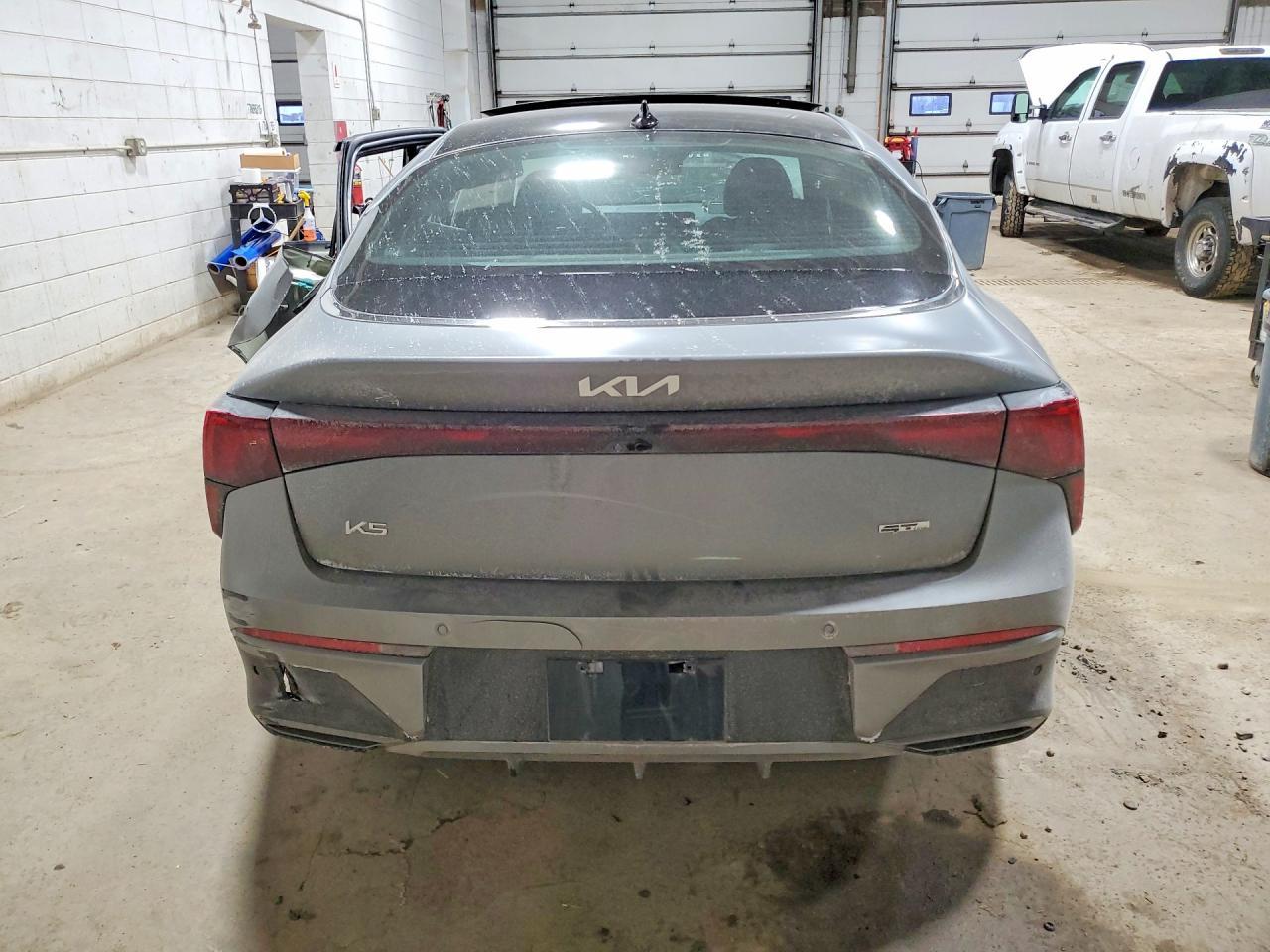 2025 KIA K5