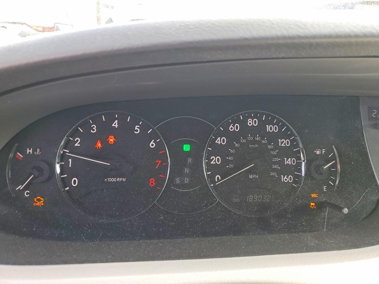 2010 TOYOTA Avalon