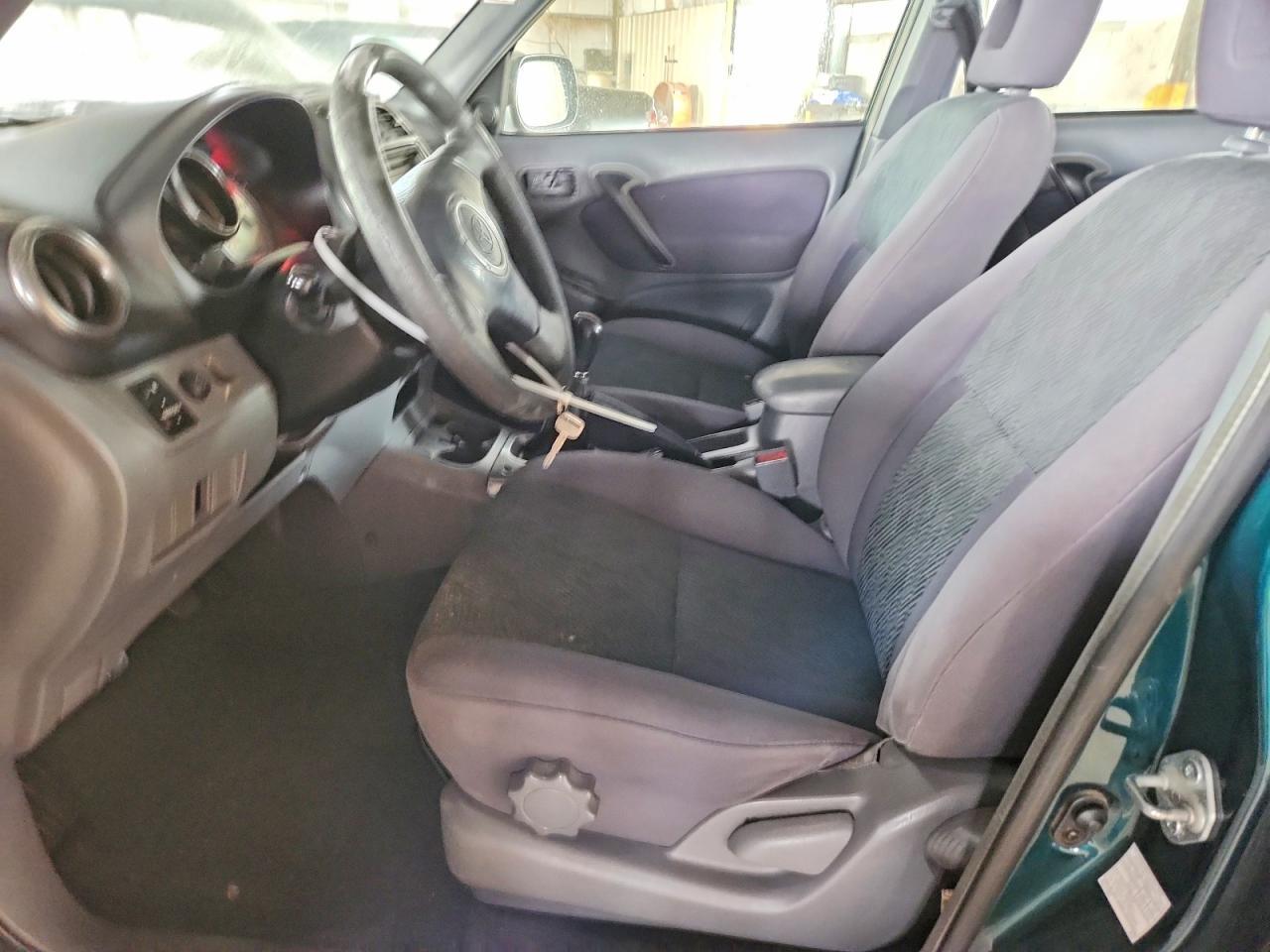 2003 TOYOTA RAV4