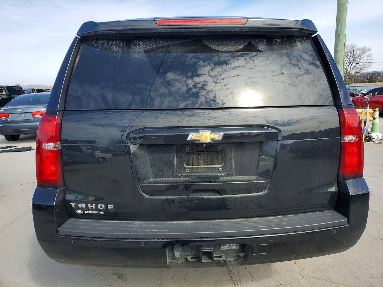 2016 CHEVROLET Tahoe