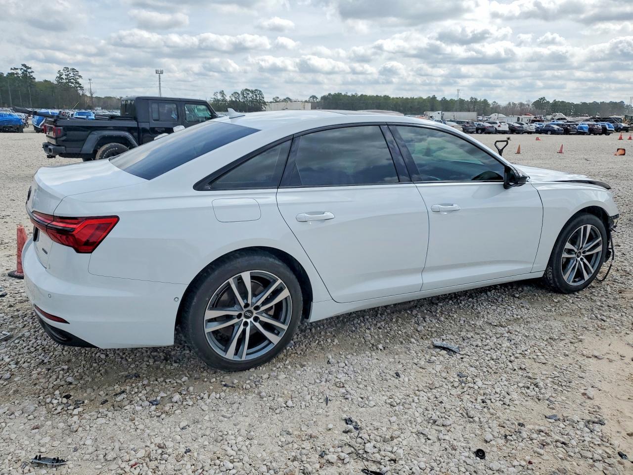 2021 AUDI A6