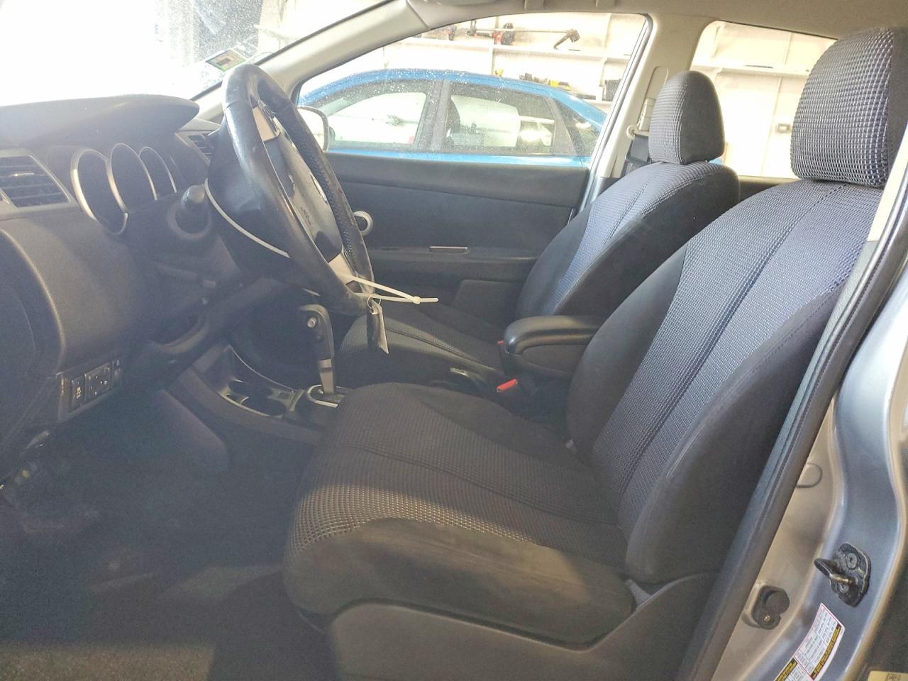 2012 NISSAN VERSA