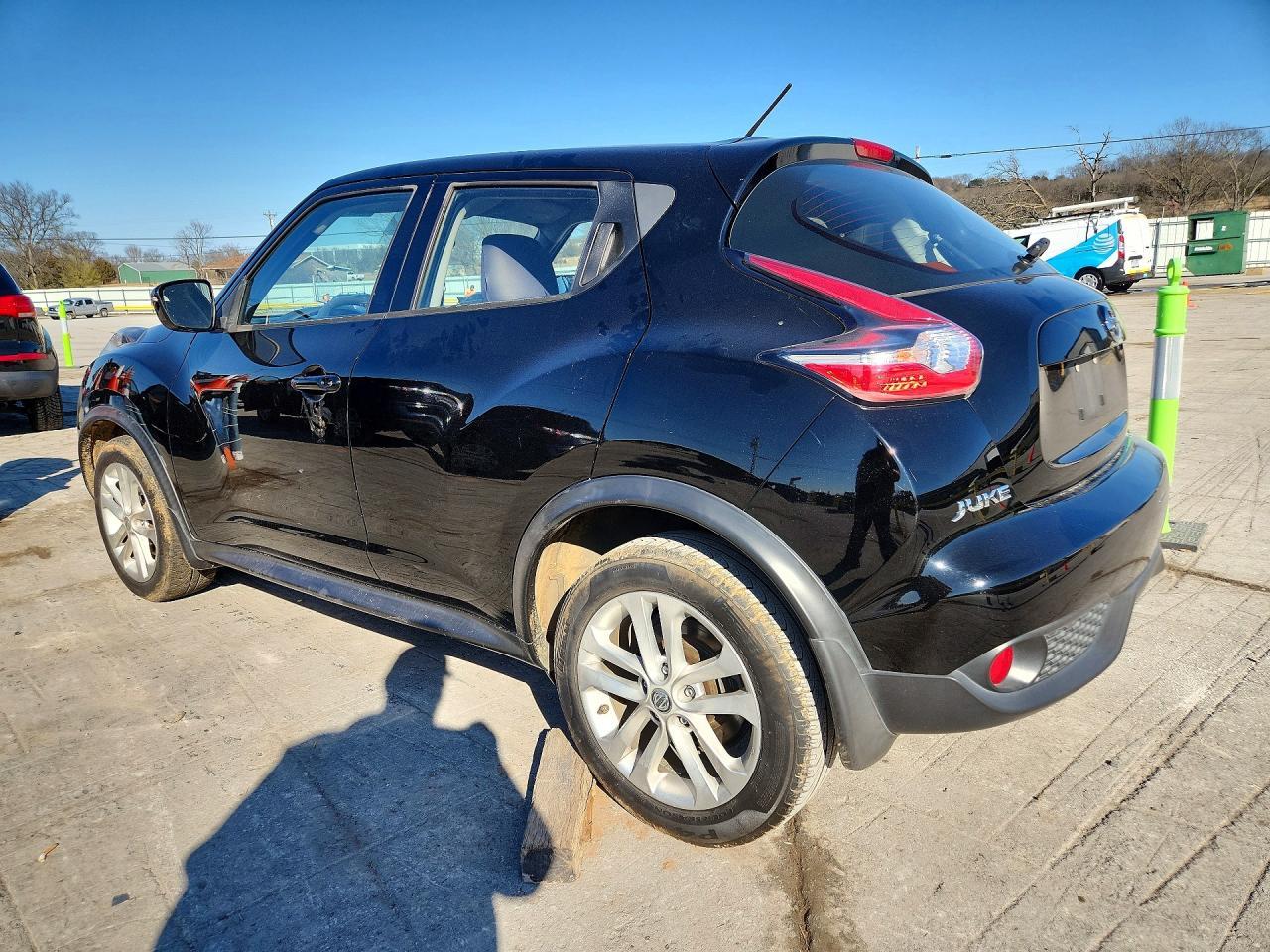 2015 NISSAN Juke