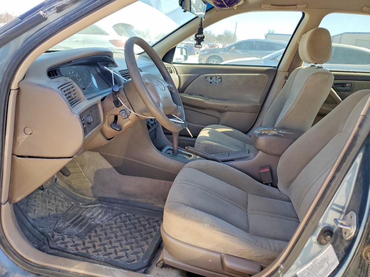 2000 TOYOTA CAMRY