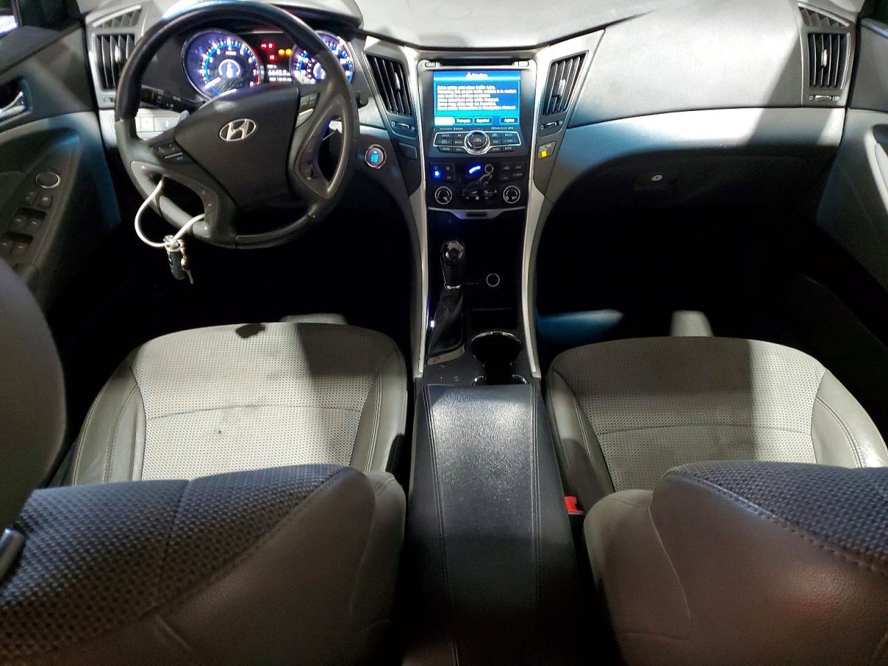 2013 HYUNDAI SONATA