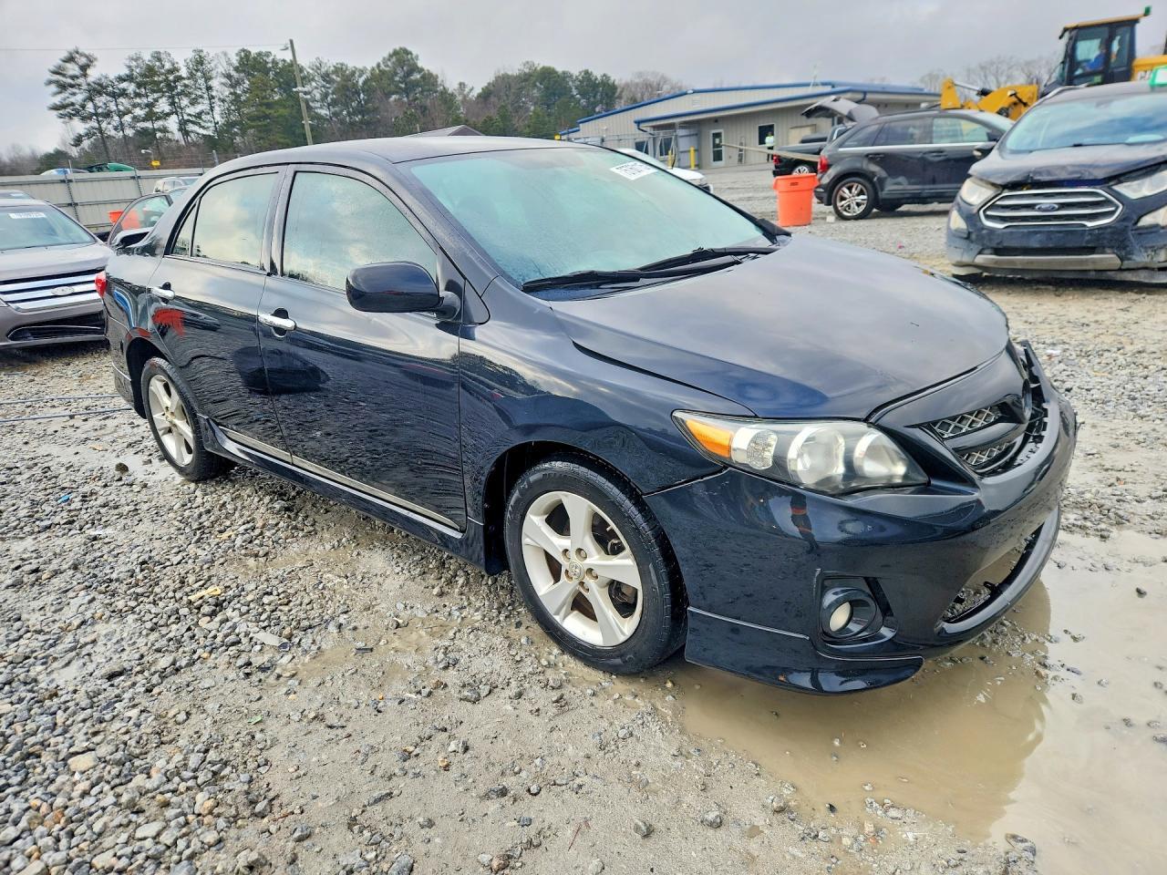 2013 TOYOTA COROLLA