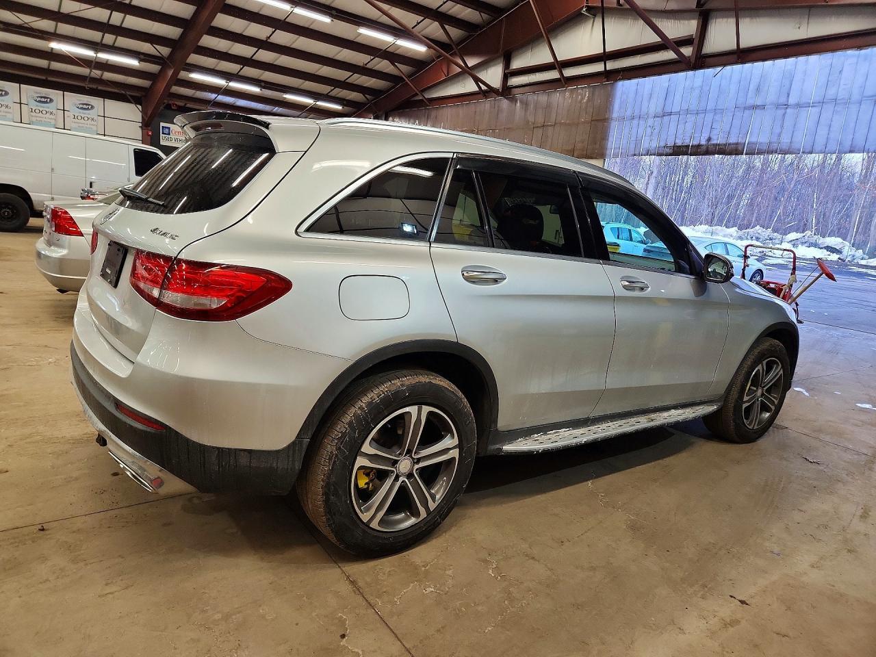 2016 MERCEDES-BENZ GLC-Class