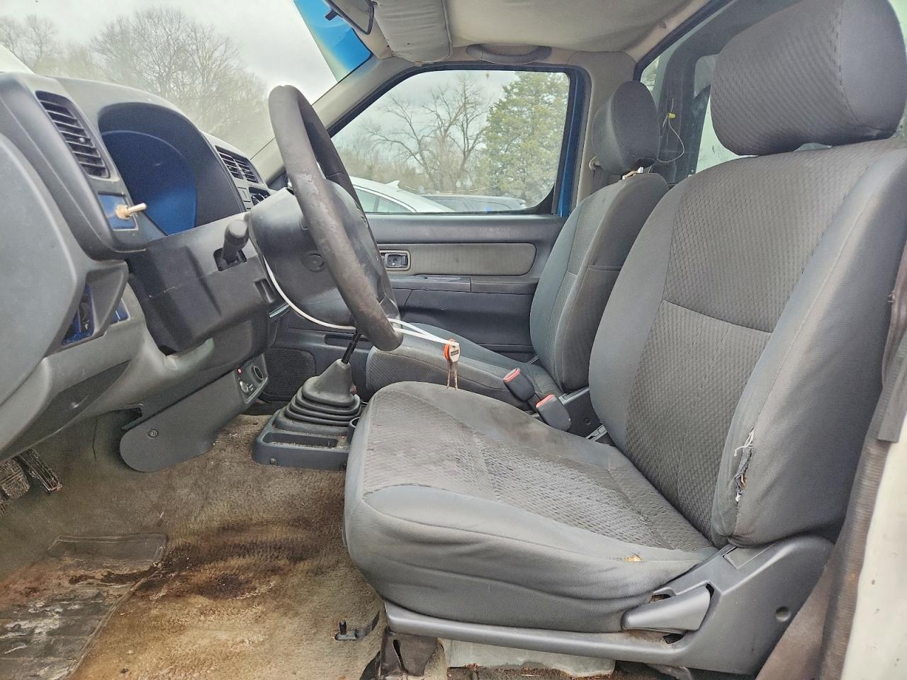 2001 NISSAN Frontier