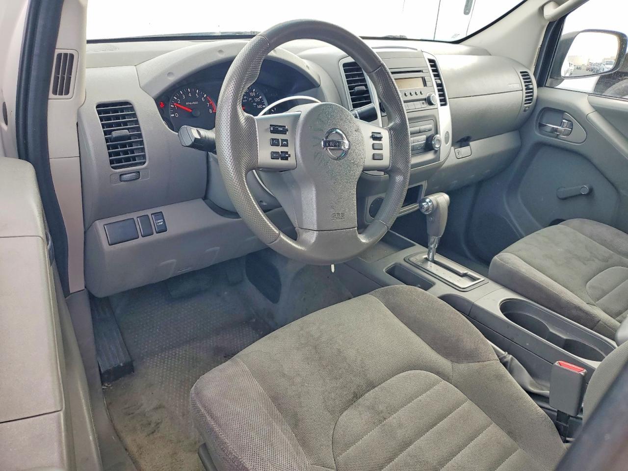 2016 NISSAN Frontier