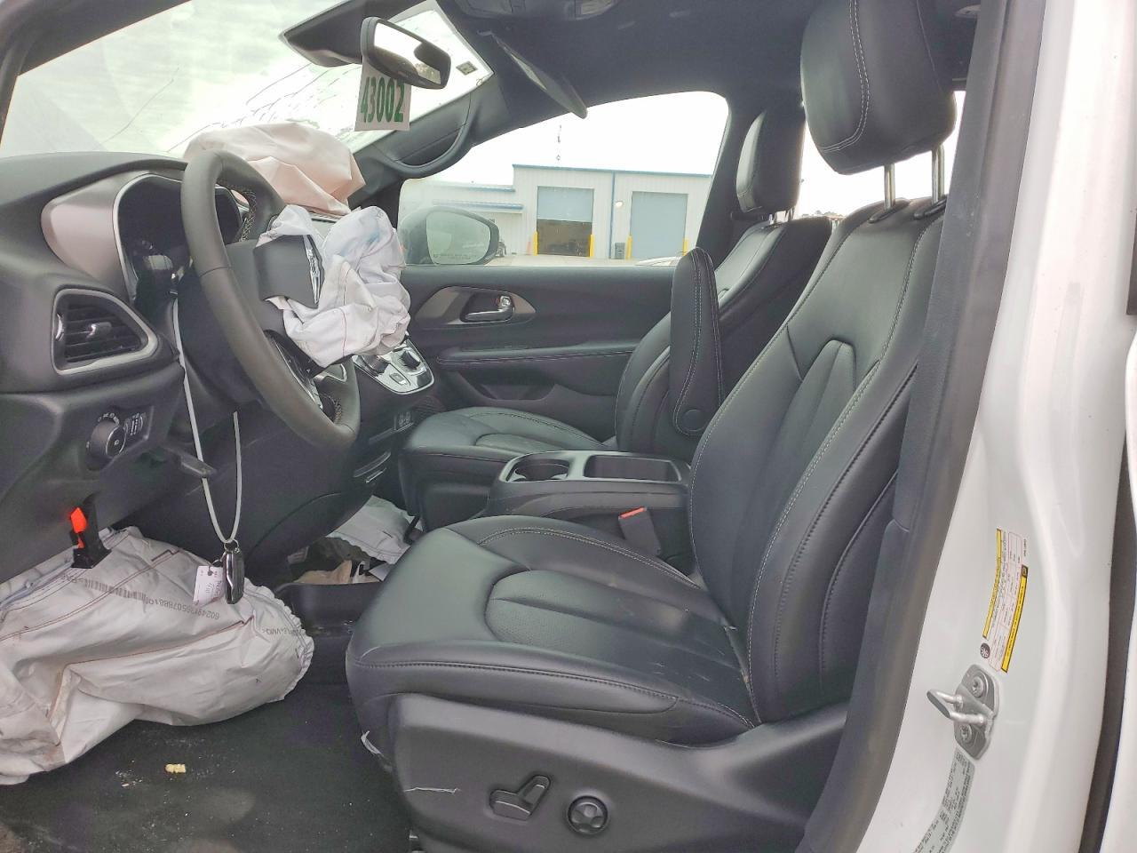 2025 CHRYSLER Pacifica