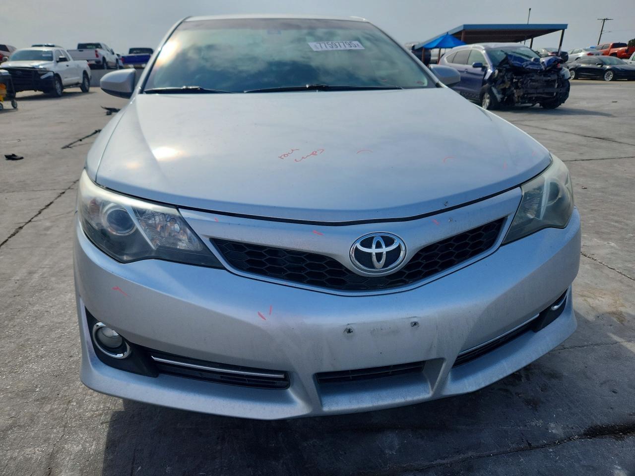 2012 TOYOTA CAMRY