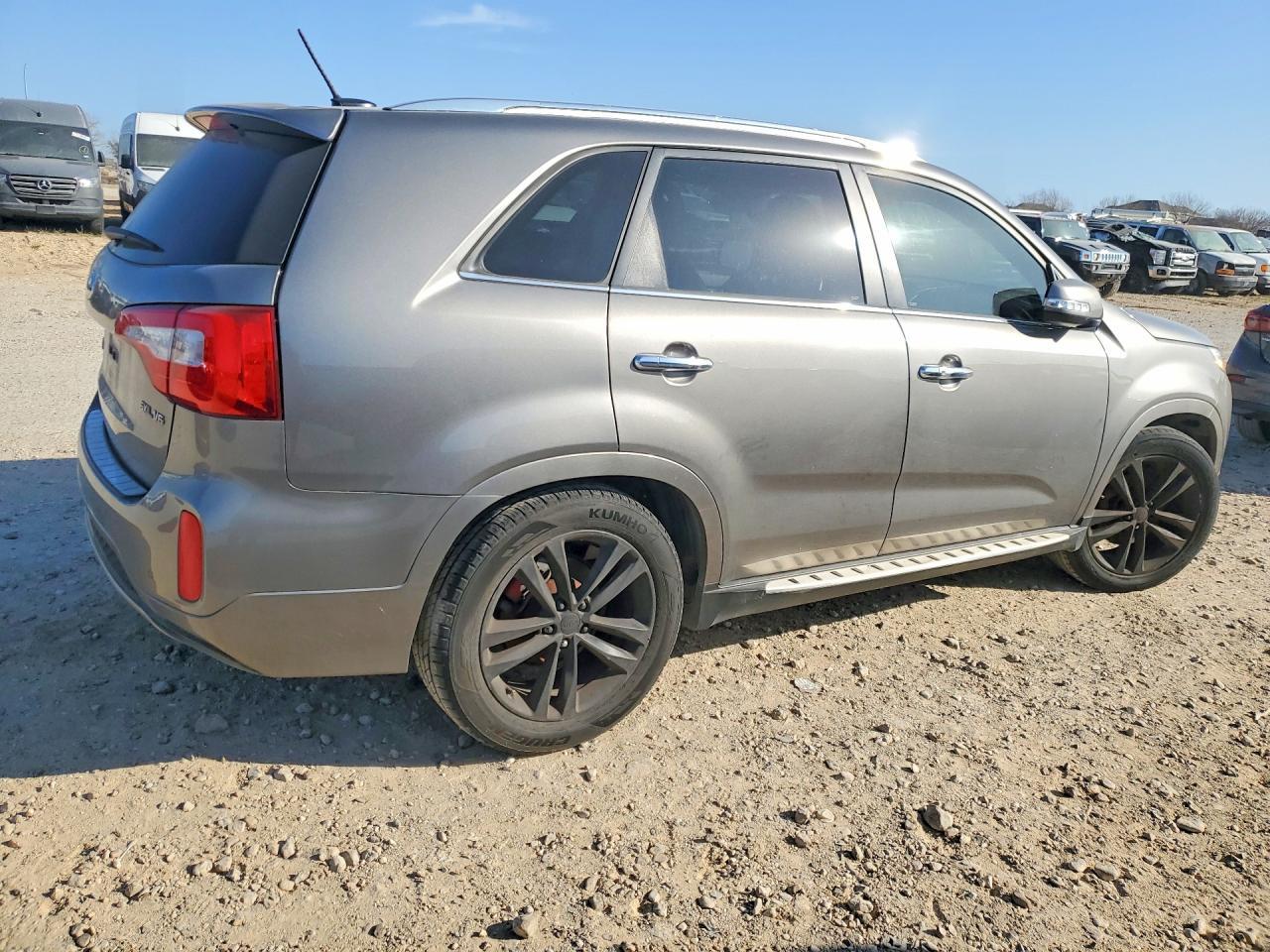 2015 KIA SORENTO