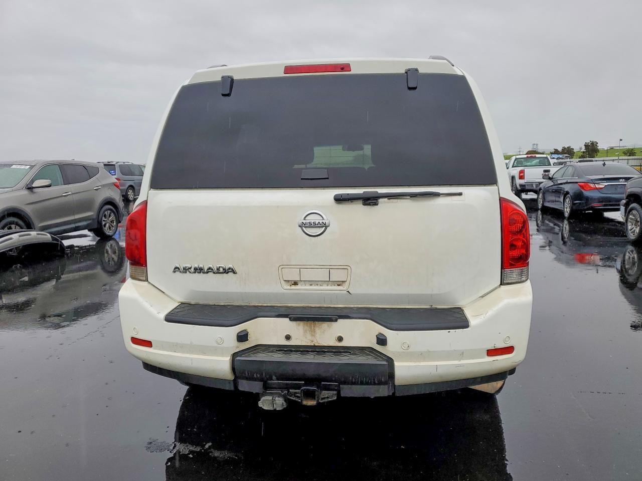 2014 NISSAN Armada