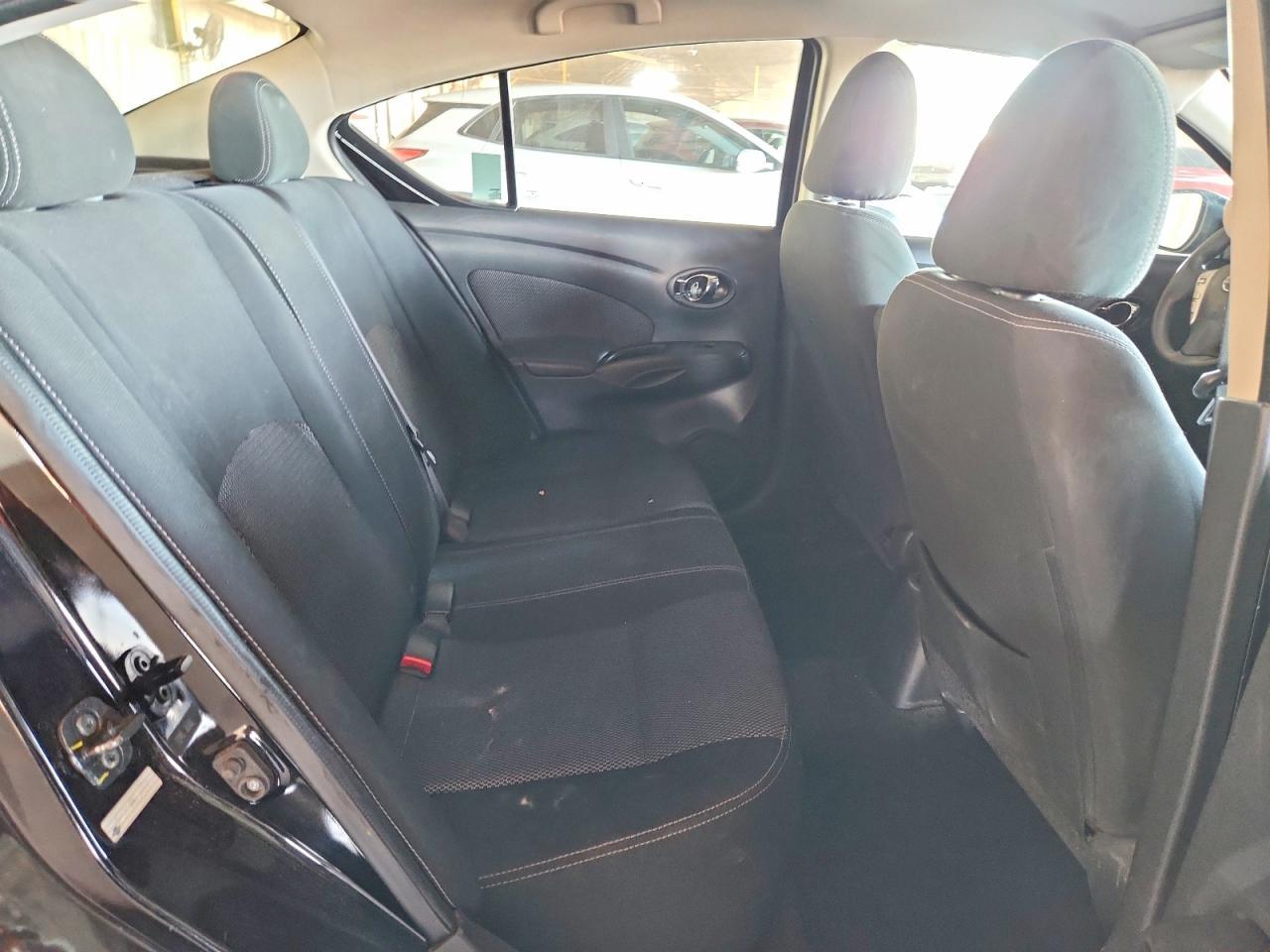 2016 NISSAN VERSA