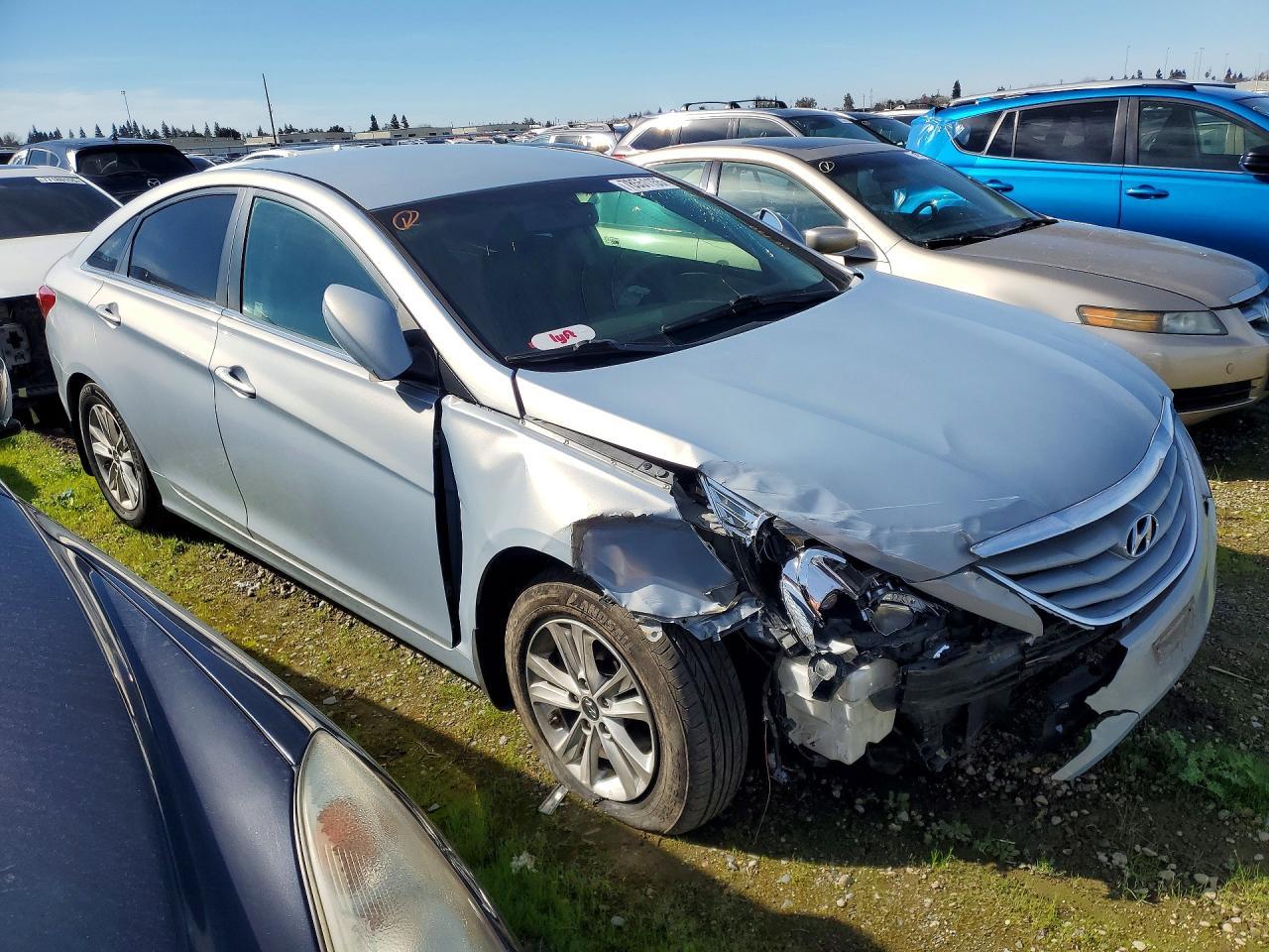 2013 HYUNDAI SONATA