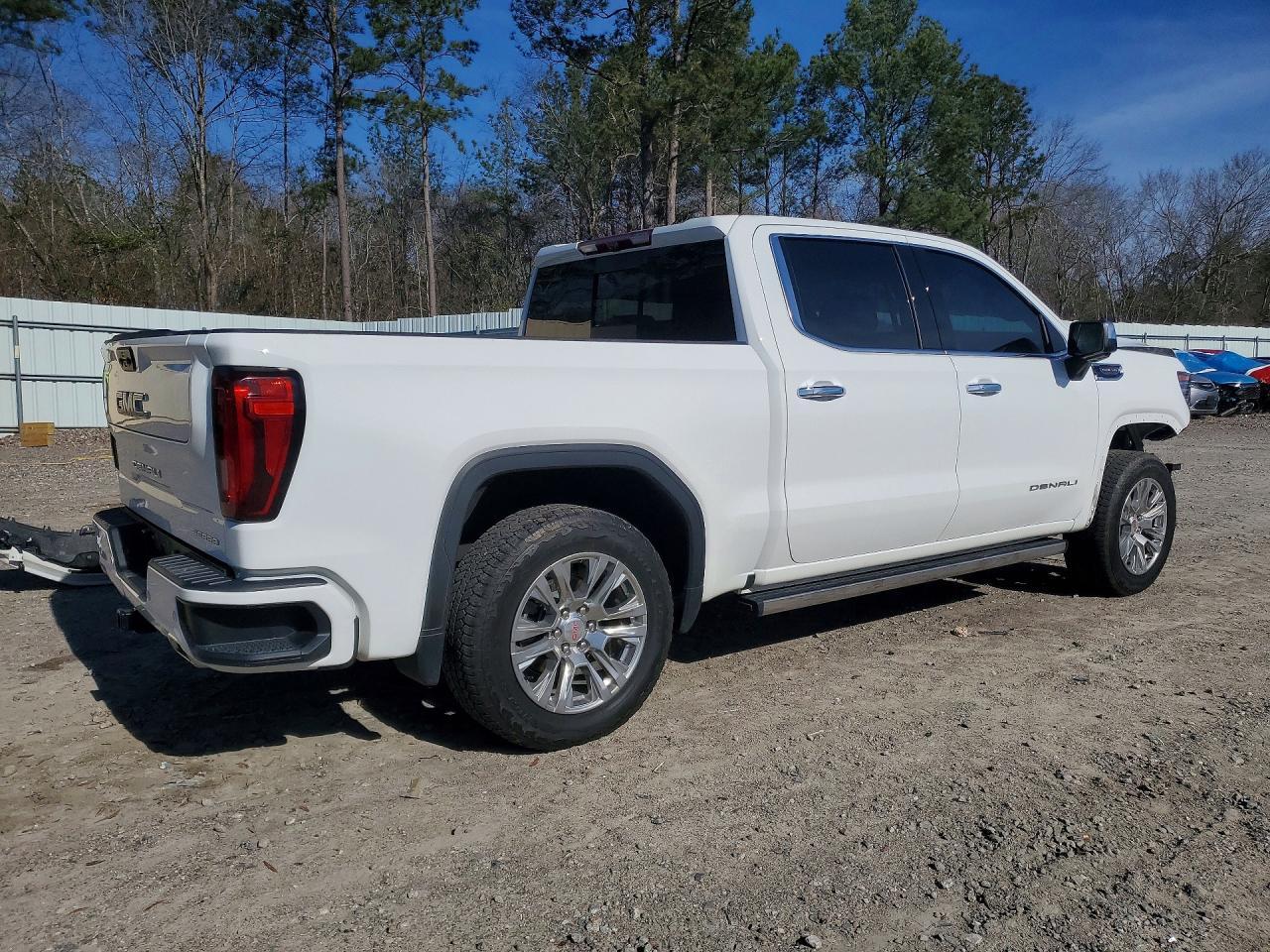 2022 GMC Sierra