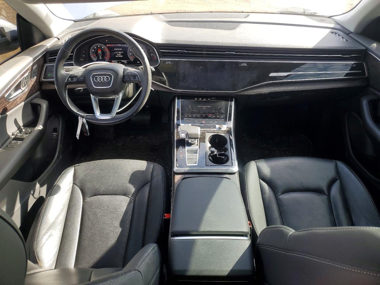 2020 AUDI Q8