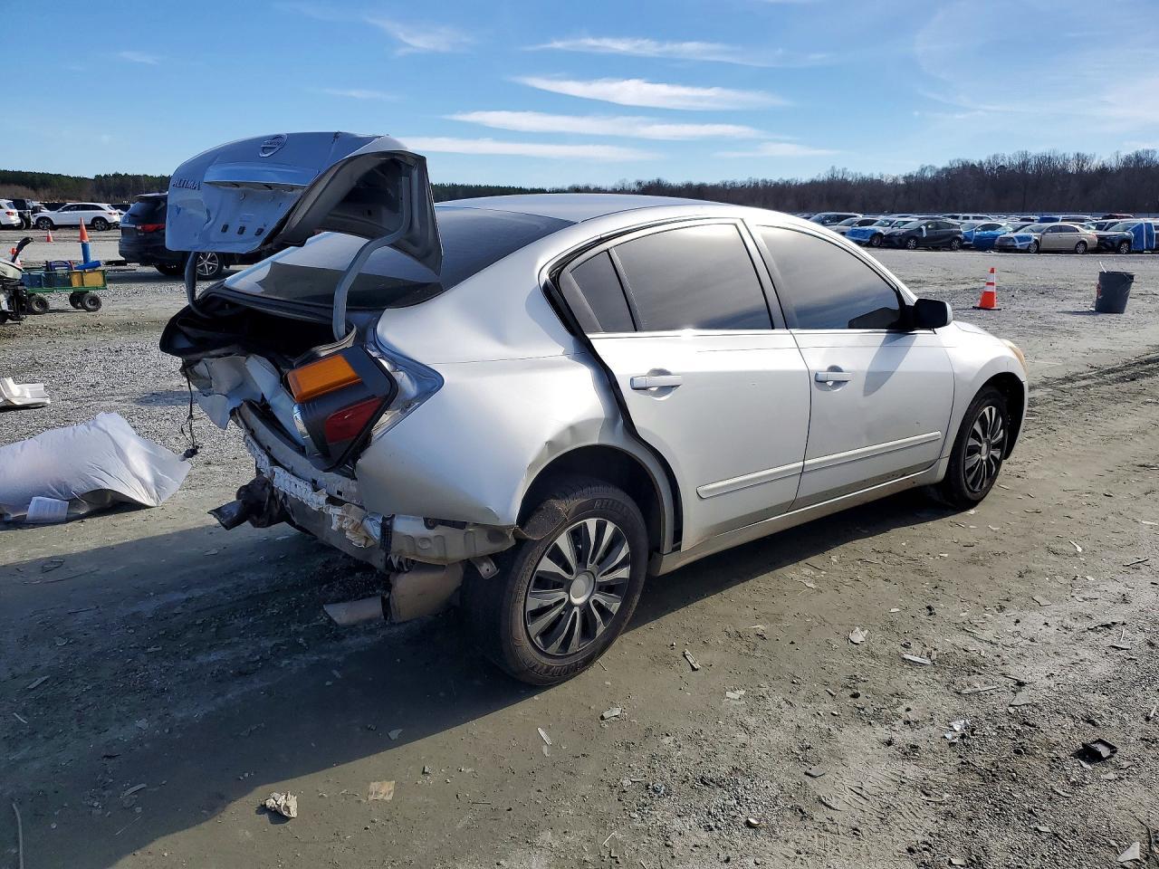 2011 NISSAN ALTIMA