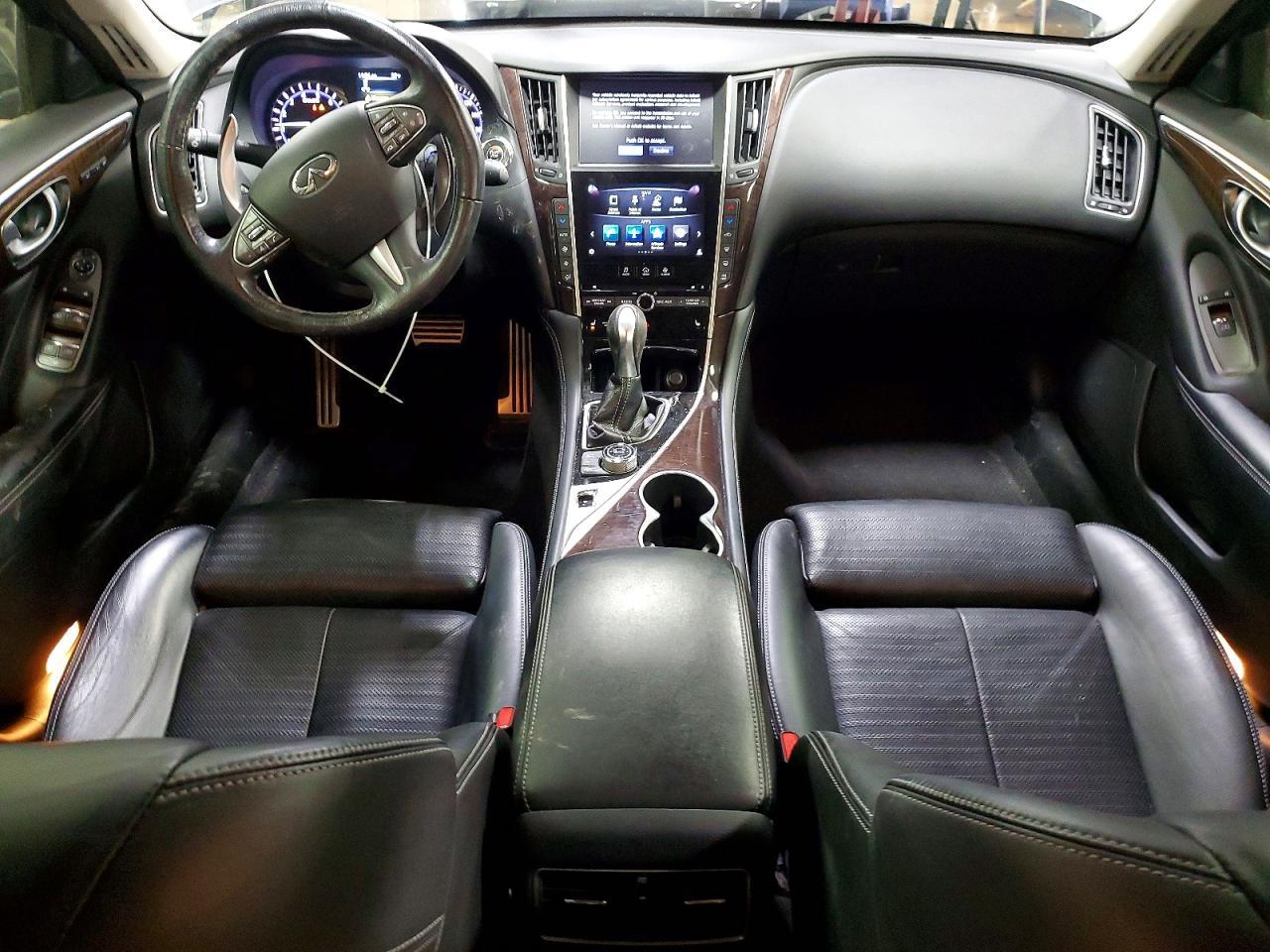 2016 INFINITI Q50
