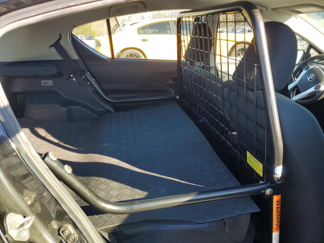 2016 TOYOTA Prius c