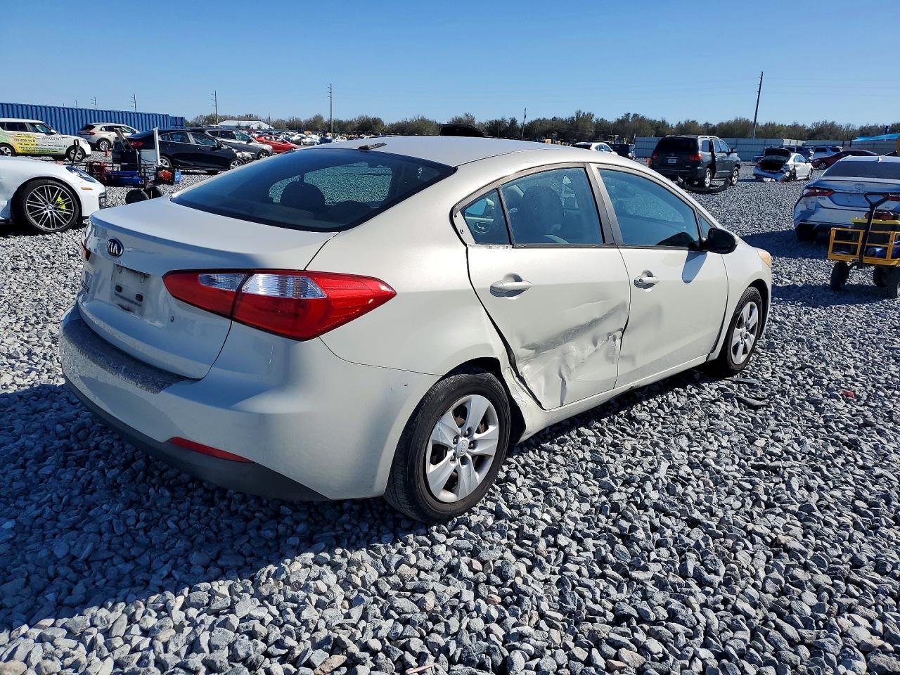 2015 KIA FORTE