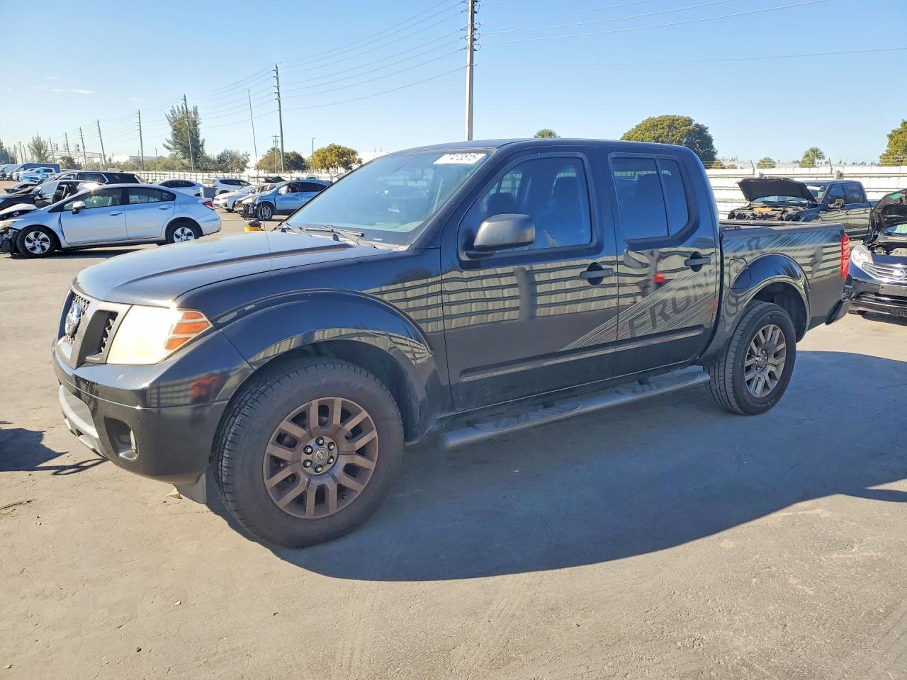 2012 NISSAN Frontier