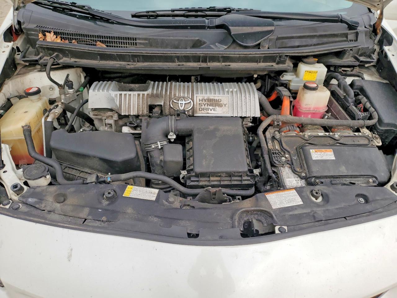 2015 TOYOTA PRIUS
