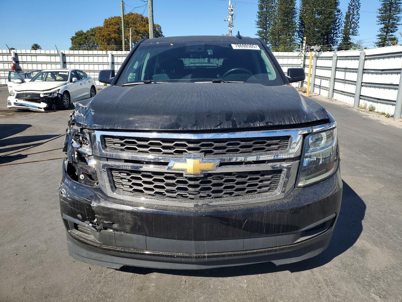 2016 CHEVROLET Tahoe
