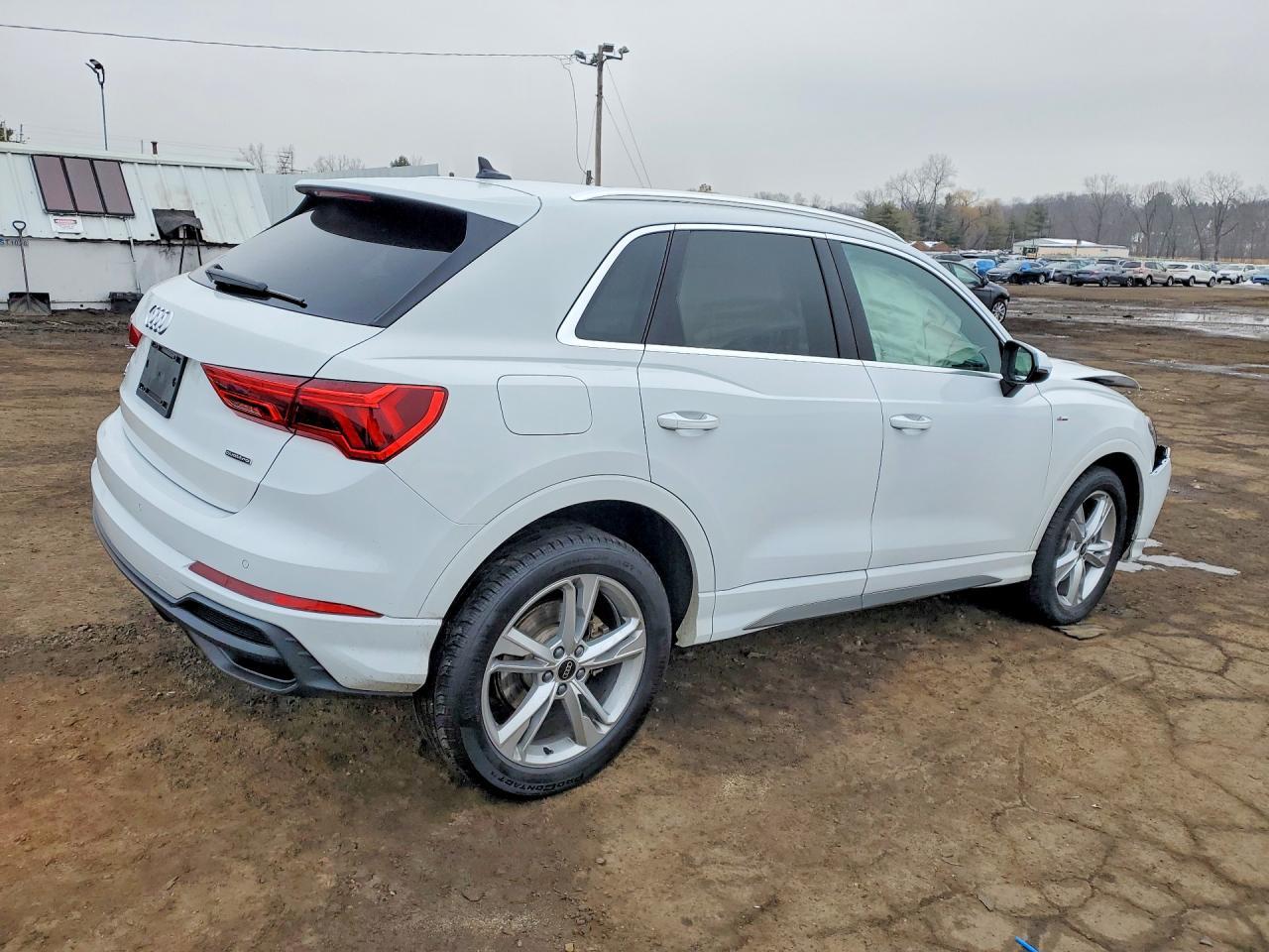 2024 AUDI Q3