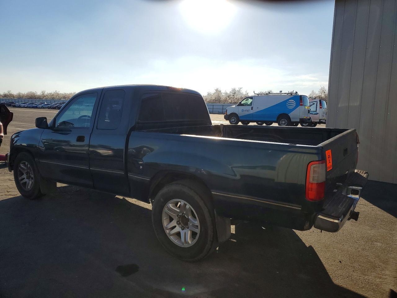 1996 TOYOTA T100