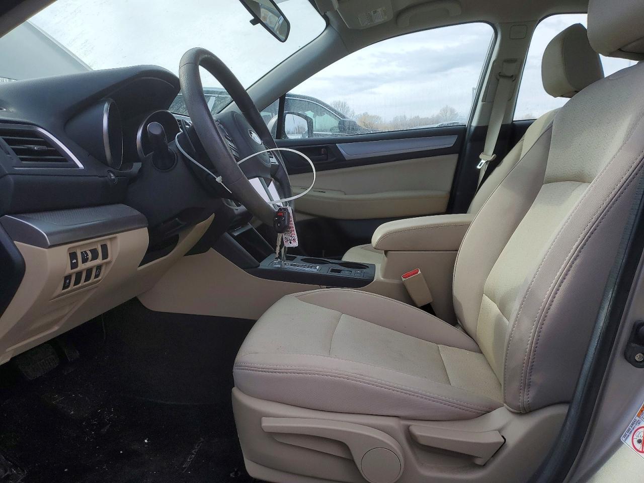 2016 SUBARU Legacy