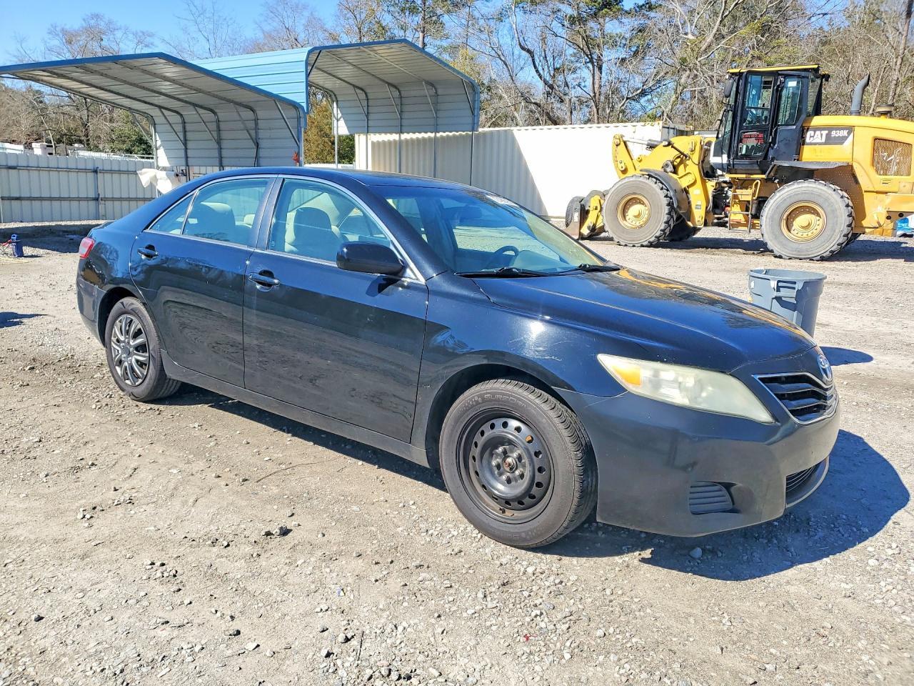 2011 TOYOTA CAMRY