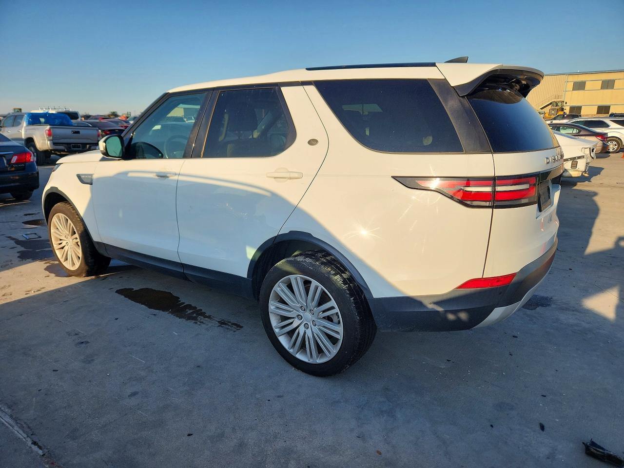 2018 LAND ROVER Discovery