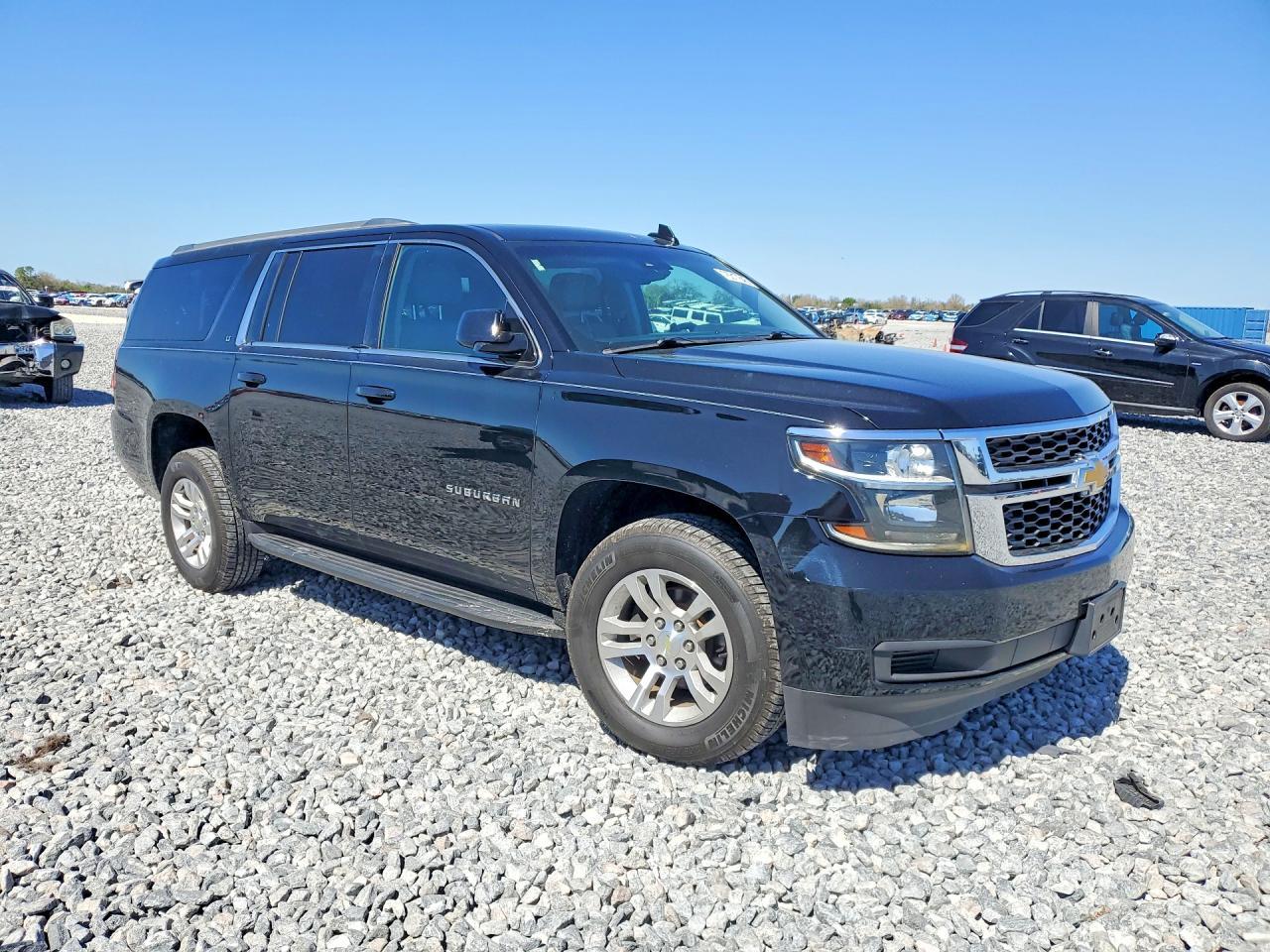 2015 CHEVROLET Suburban