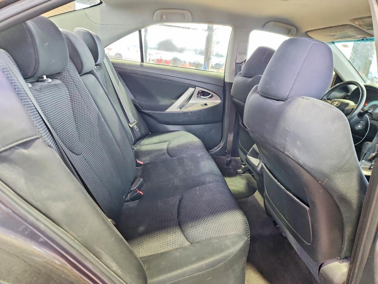 2011 TOYOTA CAMRY