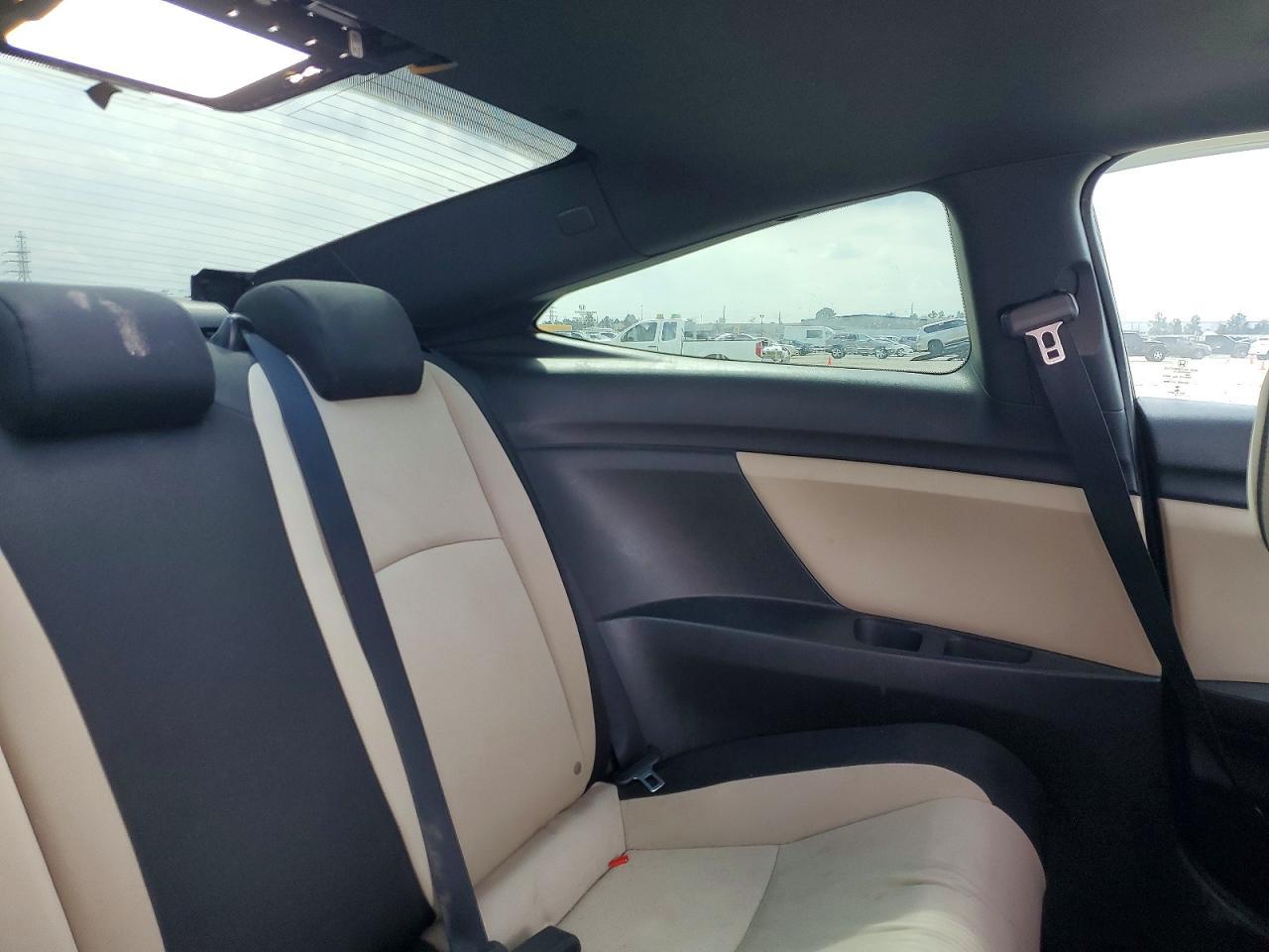 2016 HONDA CIVIC