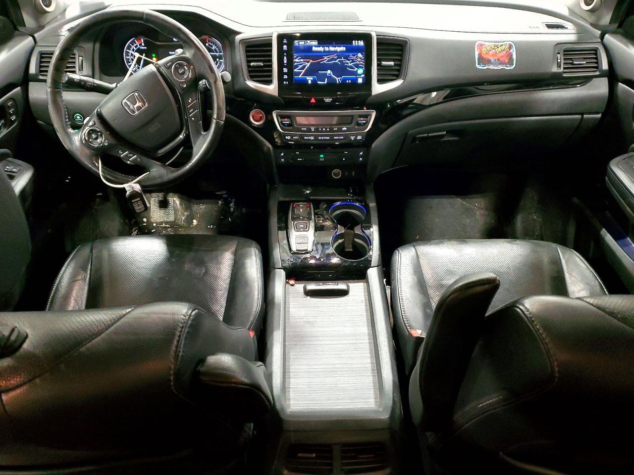2017 HONDA PILOT