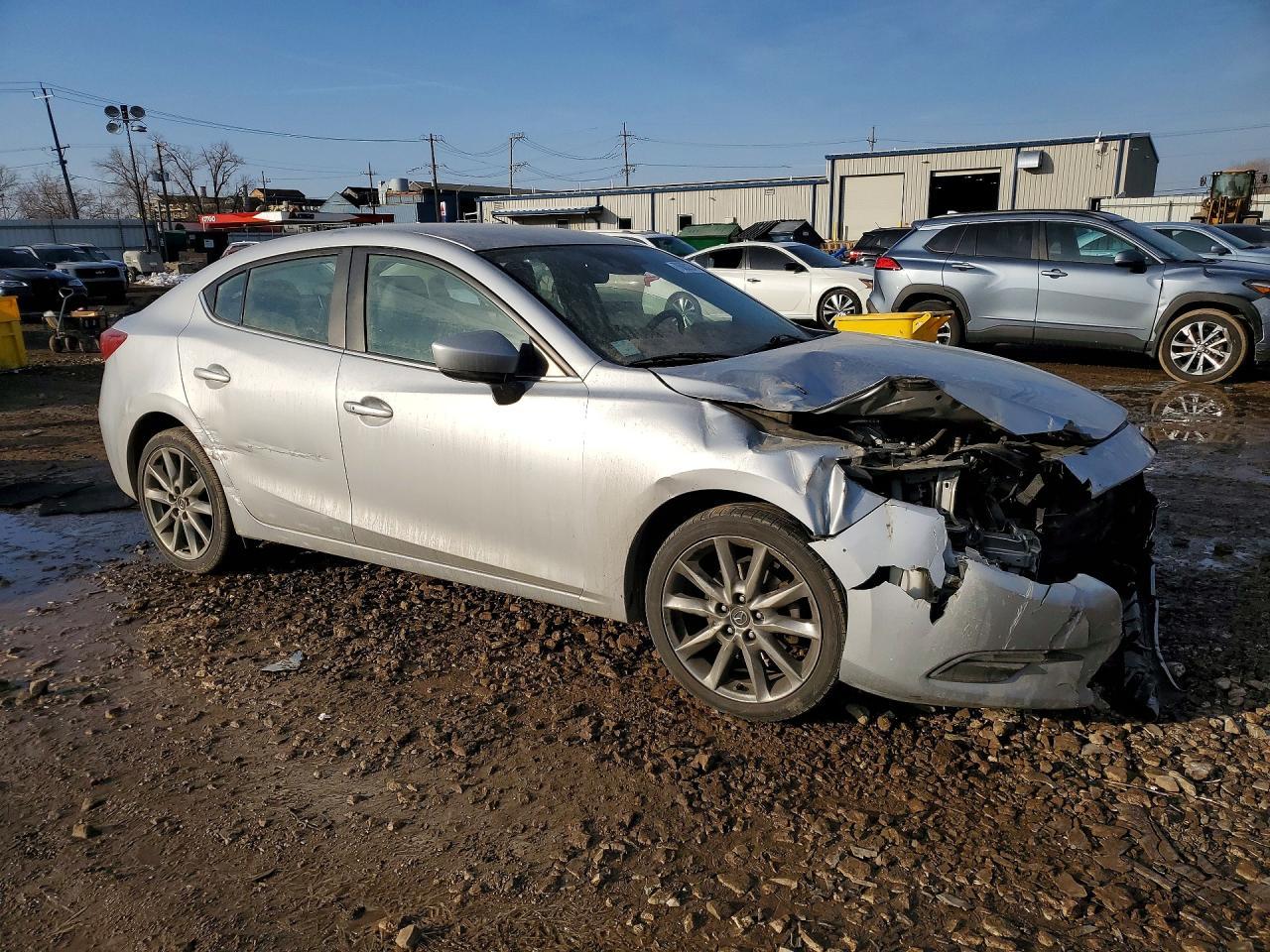 2018 MAZDA 3