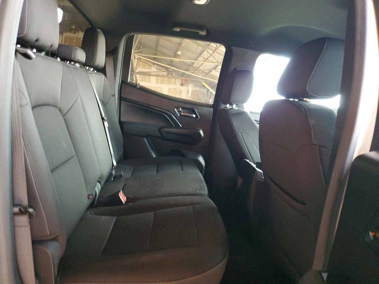 2024 GMC CANYON