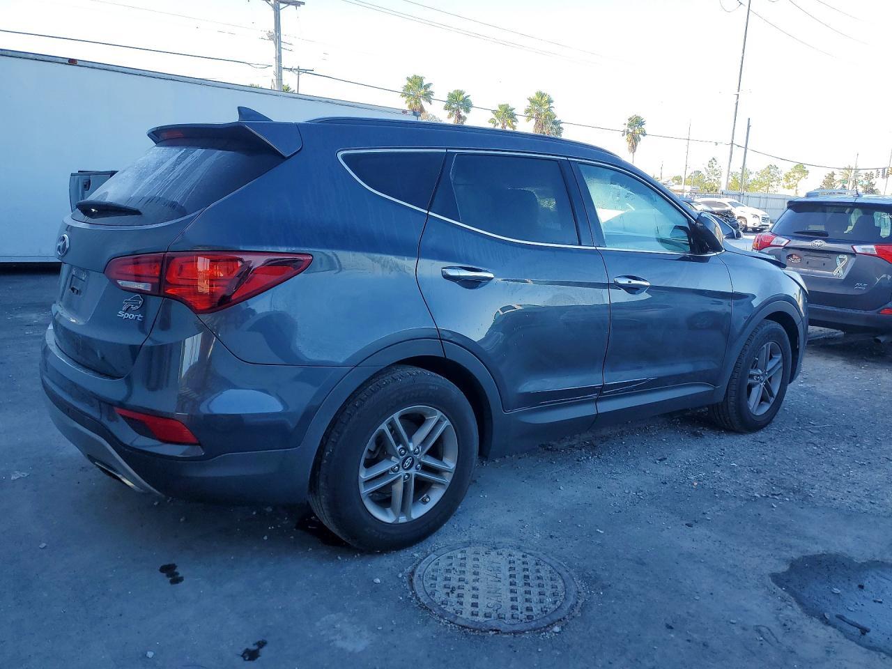 2017 HYUNDAI SANTA FE