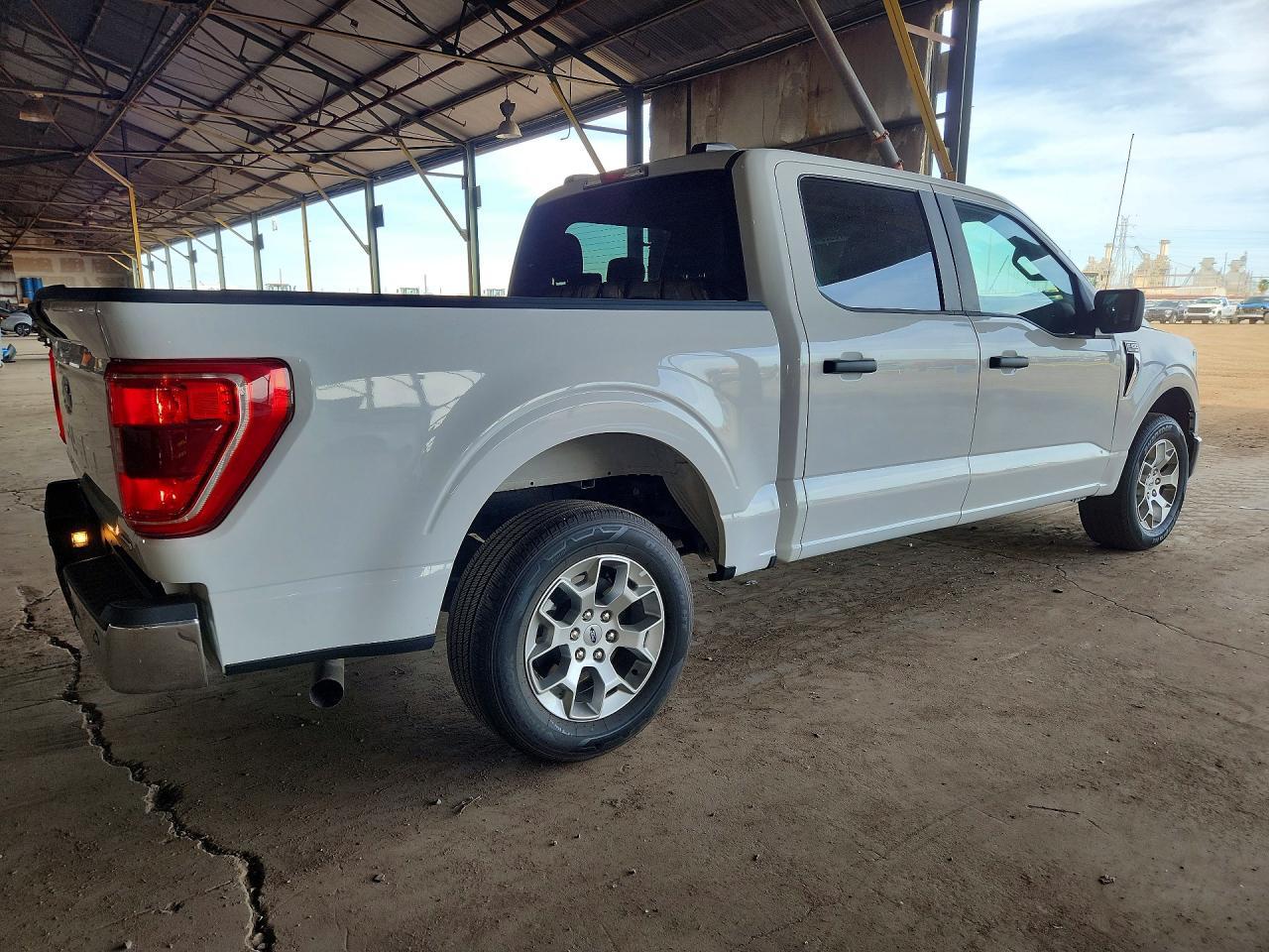 2023 FORD F-150 Lightning