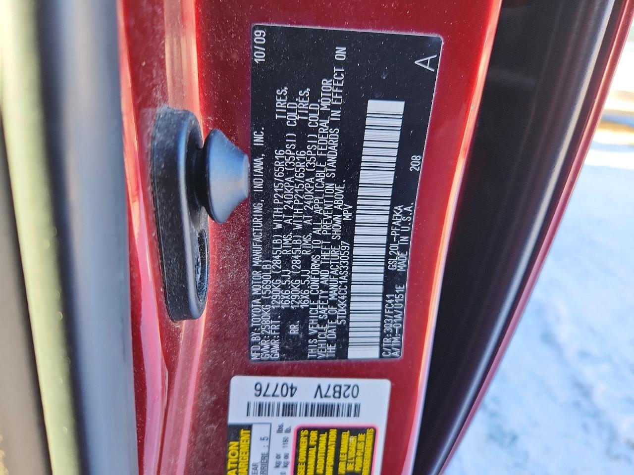2010 TOYOTA SIENNA