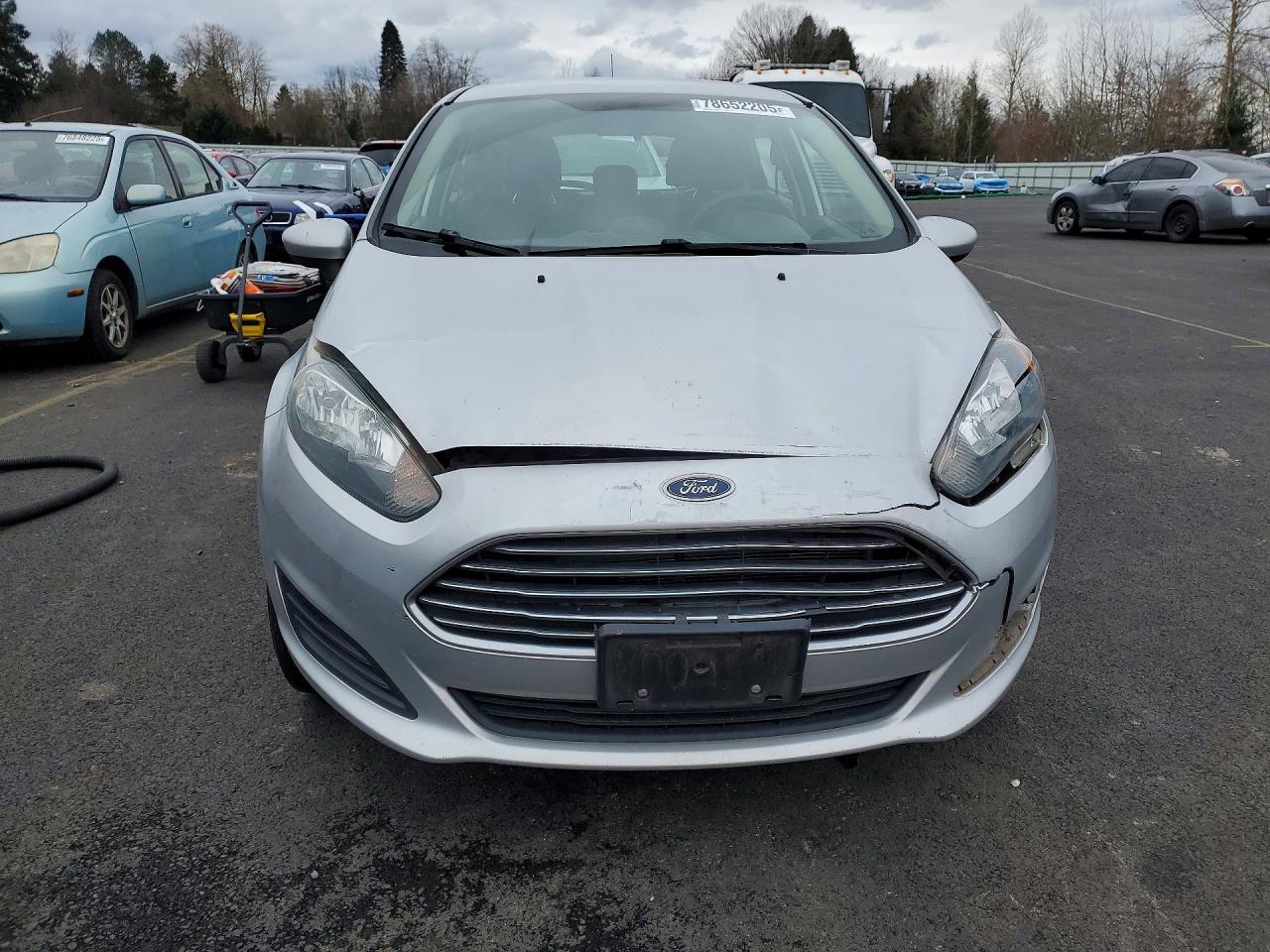 2016 FORD Fiesta