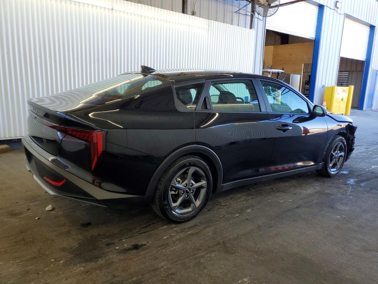 2025 KIA K4