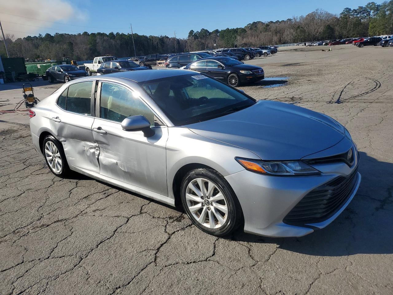 2019 TOYOTA CAMRY